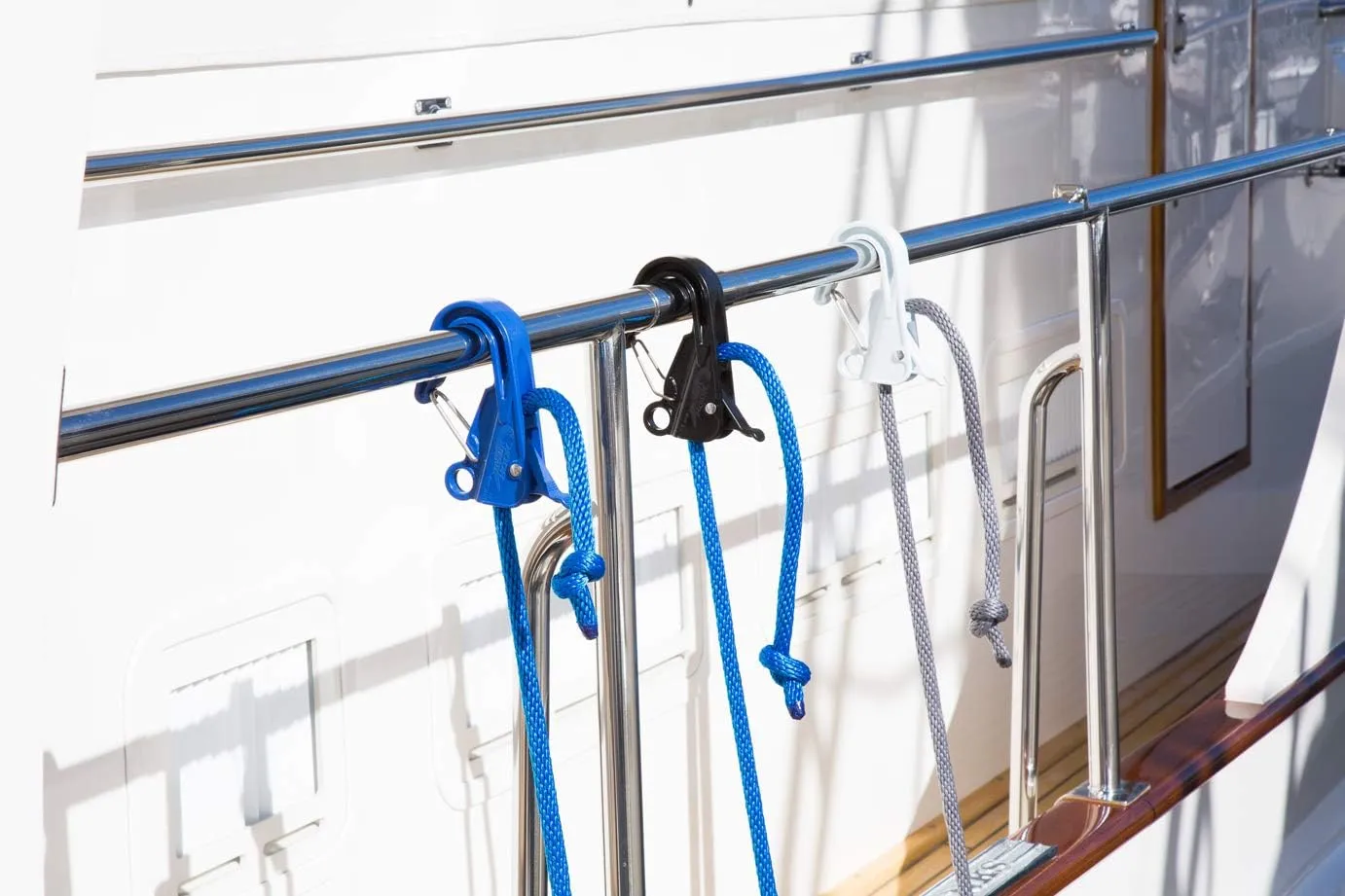 Marine Fender Hanger Hook, High Strength Composite Anchor Clip, Knotless Anchor System, Easy to Use, Holds 300 lbs.