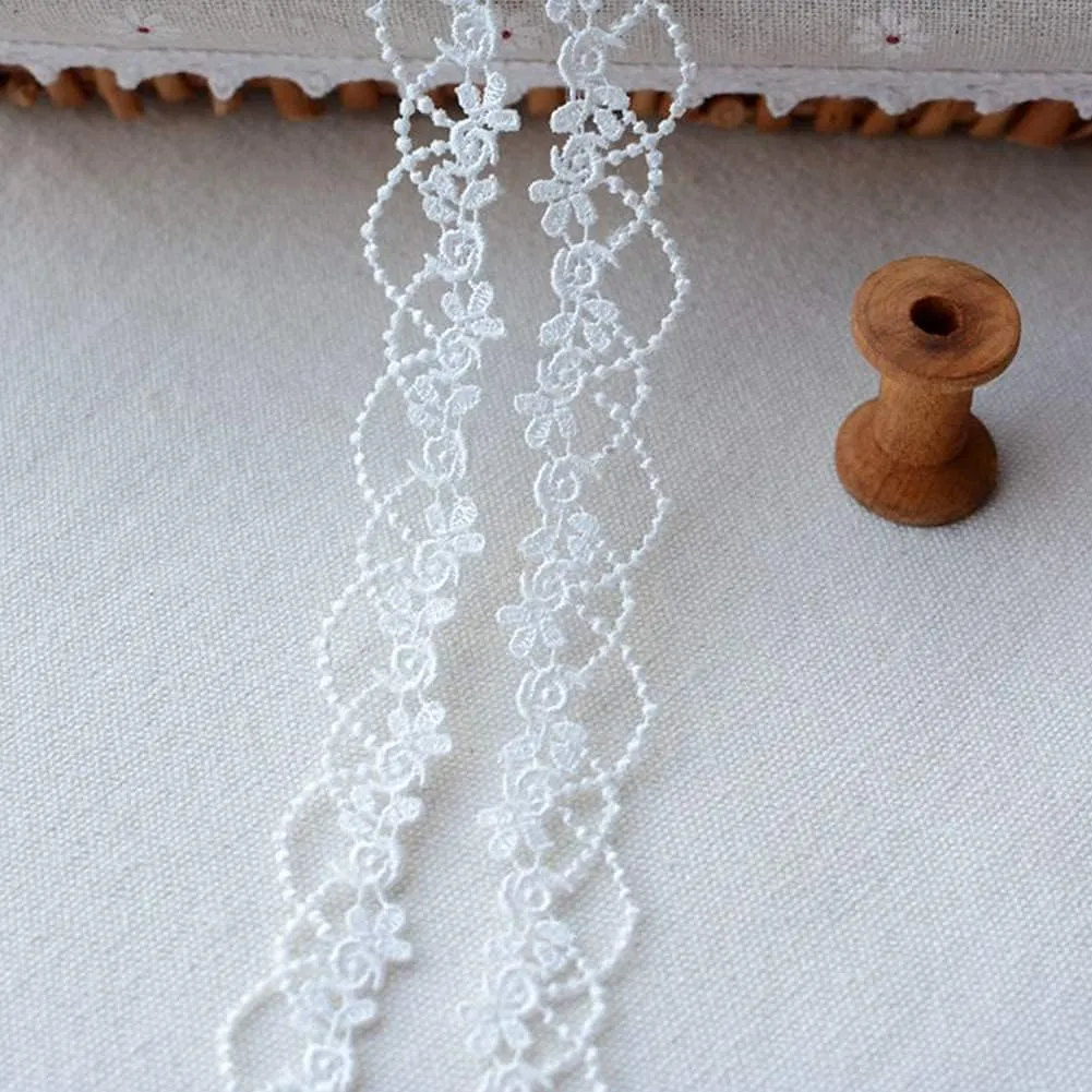 ToBeIT 15yard White Lace Trim Embroidery Lace Trim Vine lace for Decoration Edging Crafts Veils Costumes Table RunnerWhite-D